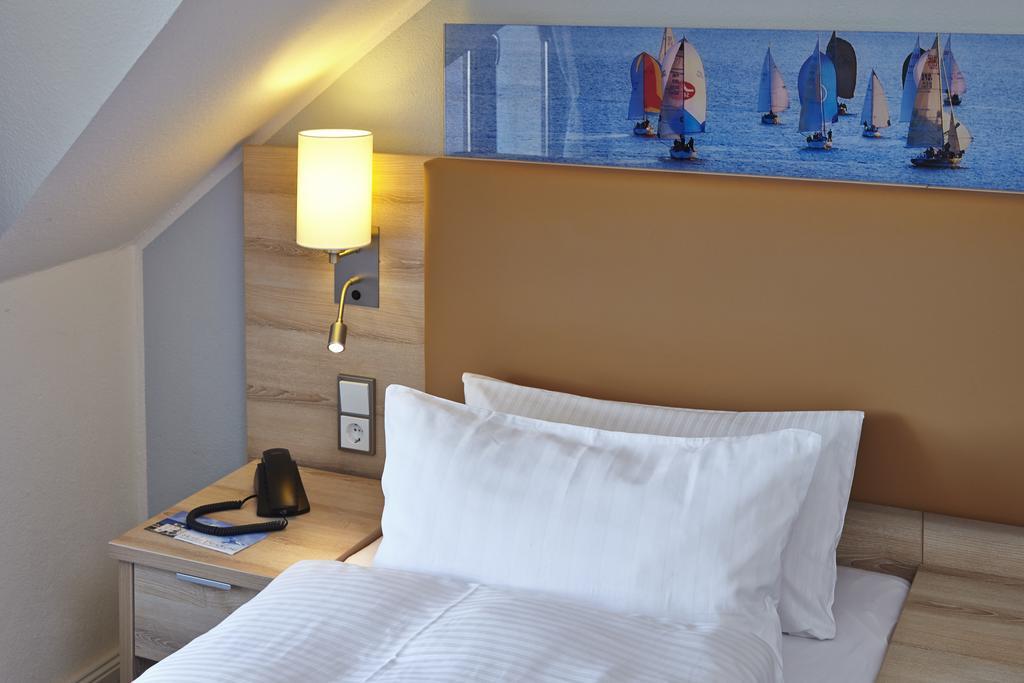 Hotel Erholung Kellenhusen Zewnętrze zdjęcie
